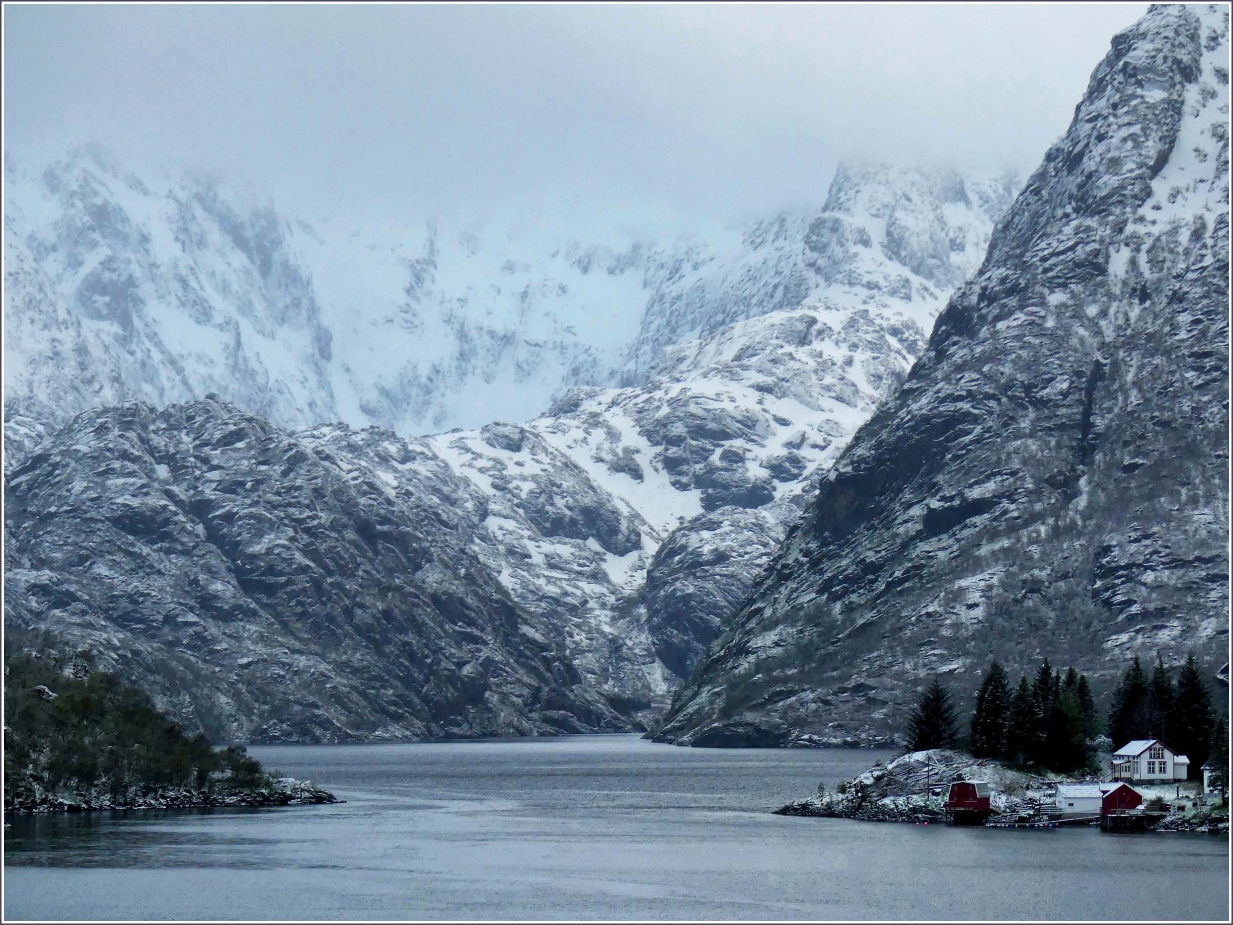 Gallery: in the land of the Midnight Sun - Travel with me